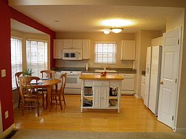 Beautiful 3 Bedroom Ranch Home For Rent in Limestone Pointe (hi in Columbus, OH (Photo 3 of 12)