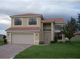 4brd/2.5 Bath Single Family Home Lawn Care, Basic Cable, Pest in Poinciana, FL (Photo 4 of 12)