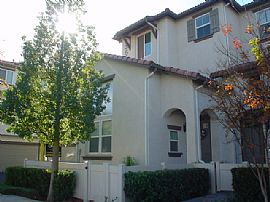 Move in Ready Town House in Murrieta in Murrieta, CA