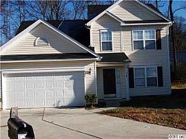 900 Dollars, 4 Bed, 2.5 Bath, 2000 Sq.Ft. Home in East Charlot in Charlotte, NC