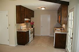 3br, 2ba, 2 Car Garage – Discounts Available! in Duluth, GA (Photo 2 of 4)
