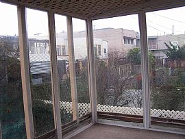 Lrg.Lvg.Rm,Frml Dng Rm,2 Bdrm,Hardwood,Walk to Bart and Bus in San Francisco, CA (Photo 6 of 8)