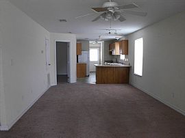 3 Bedroom 2 Full Bath Downstairs Unit in Gulfport in Gulfport, MS (Photo 4 of 7)