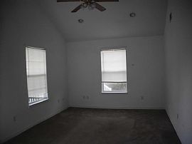 3 Bedroom Duplex in Long Beach  in Long Beach, MS (Photo 4 of 6)
