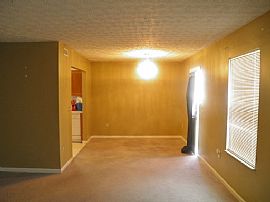 Cozy 3 Bedroom Home For Rent in The Village at Abbie Trails! in Canal Winchester, OH (Photo 3 of 11)