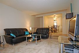 1x1 Upstairs Immediate Move in Special Price in Costa Mesa, CA (Photo 4 of 6)