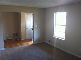 Beautifully Renovated 3 Bed 2.5 Bath Ellenwood Home with Hardwo in Ellenwood, GA (Photo 3 of 12)