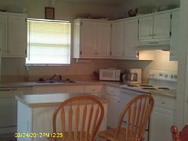 Bueatiful 3 Bedroom,  2 Bath in Pensacola, FL (Photo 3 of 8)
