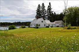 Waterfront Home For Rent Monthly Or Weekly in Brooklin, ME (Photo 6 of 6)