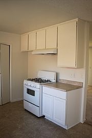 Newly Remodeled 3 Bedroom - 1 Bath in Lake Elsinore, CA (Photo 2 of 3)