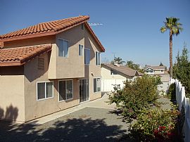 Beautiful and spacious home in Canyon Crest/Mission Grove area in Riverside, CA (Photo 10 of 12)