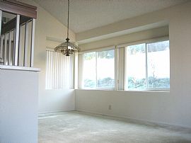 Beautiful and spacious home in Canyon Crest/Mission Grove area in Riverside, CA (Photo 6 of 12)