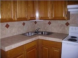 Nice 2 Bedroom 1 Bath Condo  in Pensacola, FL (Photo 3 of 4)