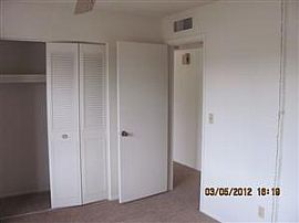 Newly Remodeled Home For Rent in Phoenix, AZ (Photo 3 of 5)