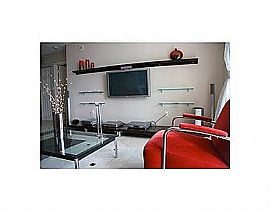 Affordable Beautifully Furnished 2bedroom 1bath House For Rent in Miami, FL (Photo 2 of 5)