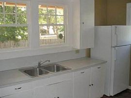 Du Neighborhood 4 Bed 2 Bath Plus Office For Rent in Denver, CO (Photo 3 of 4)