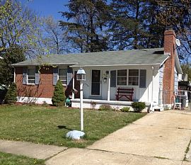 3 Bedroom and 2.5 Bathroom Single Family House in Catonsville, MD