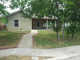 Large Home Located in Alta Vista in San Antonio, TX