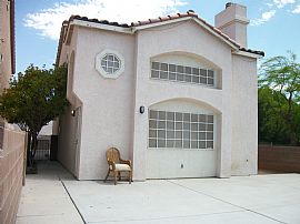 2+2 with 1-Garage - Gated Community in Las Vegas, NV (Photo 3 of 6)