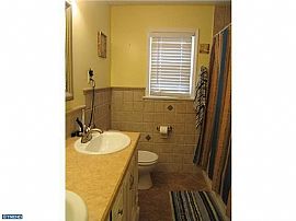 Well Furnished 2bdr 1ba For Rent in Cherry Hill in Cherry Hill, NJ (Photo 5 of 5)