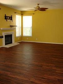 Well Maintained Property in a Desirable Subdivision Near Utsa A in San Antonio, TX (Photo 4 of 5)