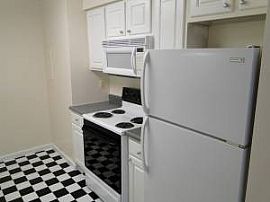 $925 Jr. 1 Bedroom Available Now! Call Today!! (mt. Vernon/penn in Baltimore, MD (Photo 3 of 4)