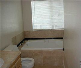 4bd/2.5ba 2700sqft 2 Story House Built 2004 For Rent in Sunland in Sunland, CA (Photo 11 of 12)