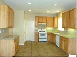 Newly Remodeled Single Family Home in Fontana, CA (Photo 2 of 4)