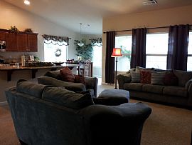 Nice 4 Bedroom, 2 Bath in a Very Nice Environment in Fresno, CA (Photo 2 of 6)