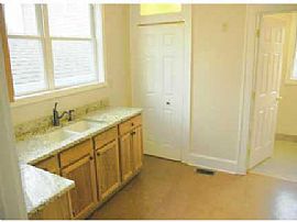 Rto/land Contract/rent Gorgeous Remodeled Home in Indianapolis, IN (Photo 2 of 9)