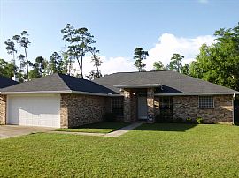 Wonderful 3 Bedroom Brick Home in Huntington S/d in Orange Grove, MS