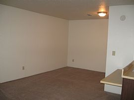 Studio Apartment in Grand Rapids, MI (Photo 3 of 3)