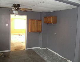 Home For Sale/rent on Private Land Contract in Toledo, OH (Photo 3 of 7)