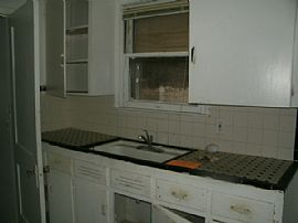 Fixerupper Offered For Sale/lease on Private Land Contract in Detroit, MI (Photo 2 of 8)