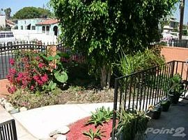 Homes For Rent/lease in South Los Angeles, Los Angeles, Califor in Los Angeles, CA (Photo 8 of 12)