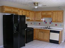 $750 / 3br House For Rent (morrow) in Morrow, GA (Photo 2 of 4)