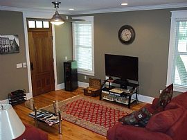 Great Home in Overlook, Close to Bases! in Burton, SC (Photo 3 of 12)