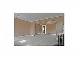 Spacious Home For Rent in Los Angeles, CA (Photo 3 of 7)