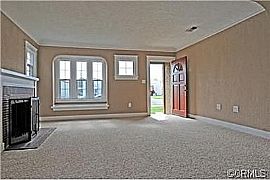 Spacious Home For Rent in Los Angeles, CA (Photo 6 of 7)