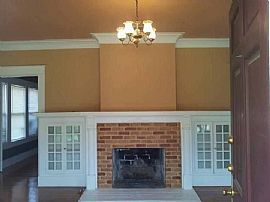 Charming Duplex in San Antonio, TX (Photo 2 of 9)