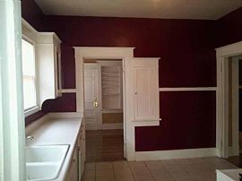 Charming Duplex in San Antonio, TX (Photo 4 of 9)