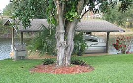 Canal Home - Very Spacious! on 2 Lots! in Lake Placid, FL (Photo 6 of 7)