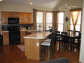 4 Br Blue Valley School in Overland Park, KS (Photo 5 of 8)