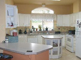 3bedroom 2bathrooms Gorgeous Single Family Home in Auburn, WA (Photo 4 of 4)