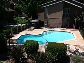 Great Move-In Special  50% Off 1st Month in Citrus Heights, CA (Photo 3 of 12)