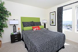 Awesome Two Bedroom Apartment with Direct City View!! in Los Angeles, CA (Photo 3 of 7)