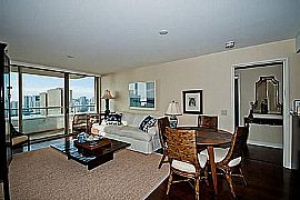 2 Bedroom with Panoramic Views in San Francisco, CA (Photo 3 of 12)