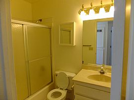 2 Bedroom 1.5 Baths Recently Redone Immaculate Condo Downtown L in Grass Valley, CA (Photo 11 of 12)
