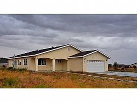 Spacious Home For Rent in California City, CA