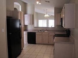 3br/2ba Single Family House - Chandler in Chandler, AZ (Photo 2 of 7)